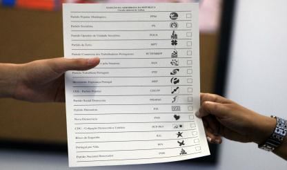 Eleições: PS avalia se impugna votos do Brasil na quarta-feira